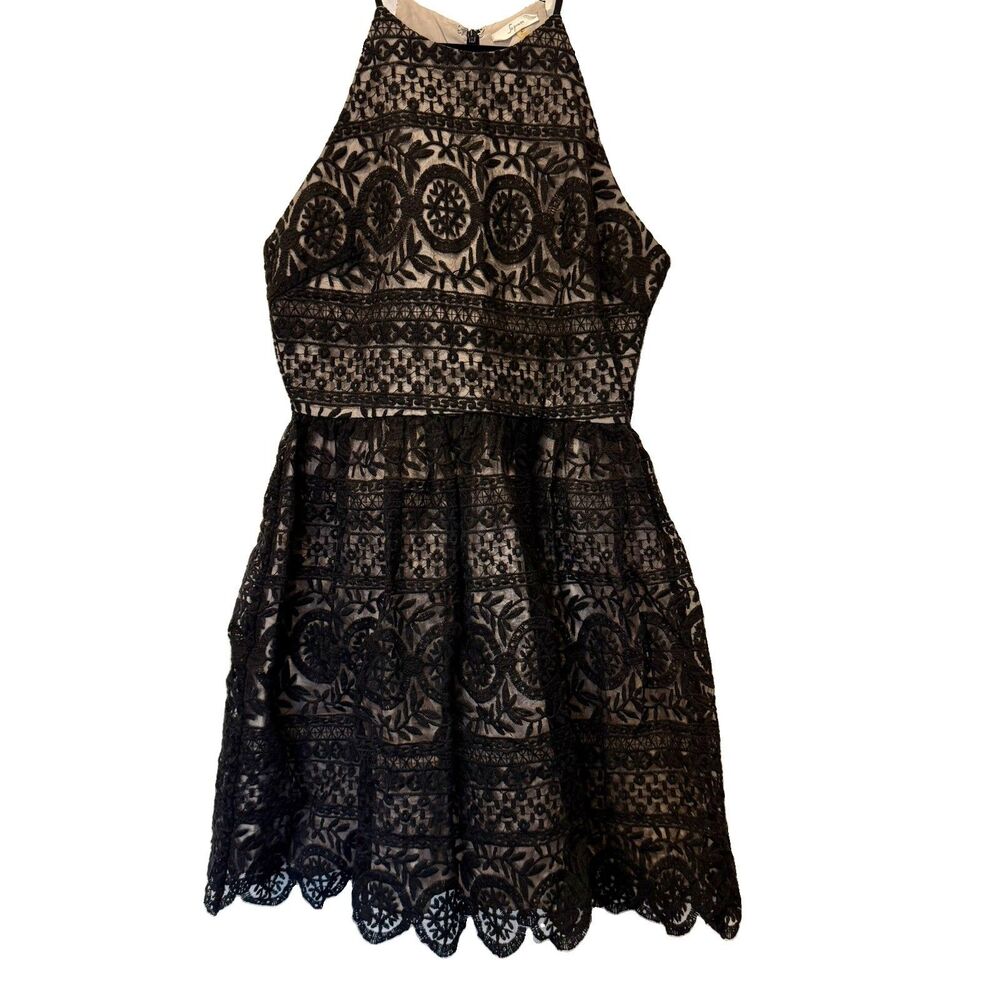 Soprano Black Lace Halter Fit & Flare Dress Womens M Sleeveless Cocktail Party